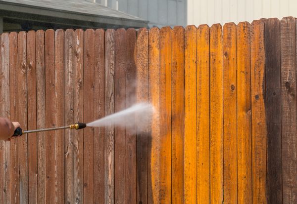Fence Power Washing in Gainesville