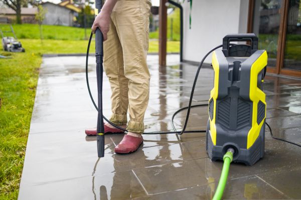 Cost of Porch Pressure Washing in Gainesville