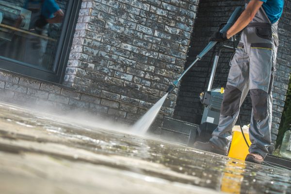 Storefront Pressure Washing in Gainesville