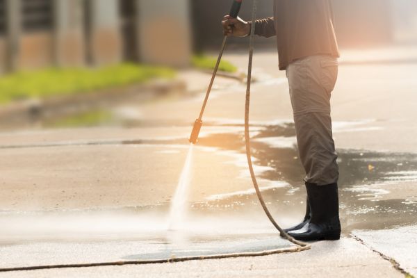Residential Concrete Cleaning in Gainesville