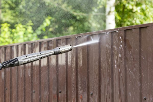 Vinyl Fence Cleaning in Gainesville