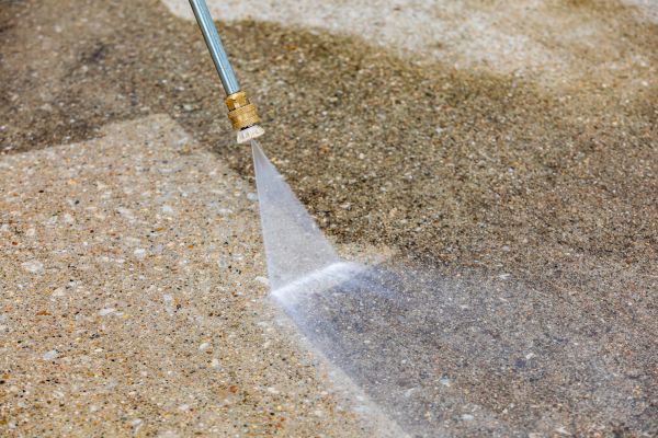 Cost of Driveway Pressure Cleaning in Gainesville