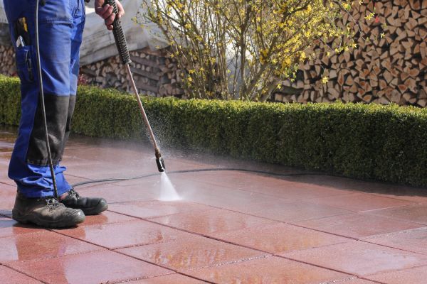 Cost of Driveway Pavers Cleaning in Gainesville