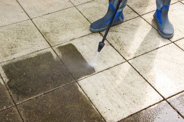 Cost of Outdoor Concrete Cleaning in Gainesville
