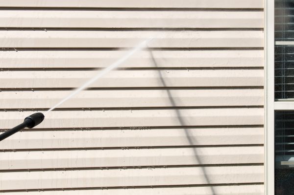 Apartment Power Washing in Gainesville